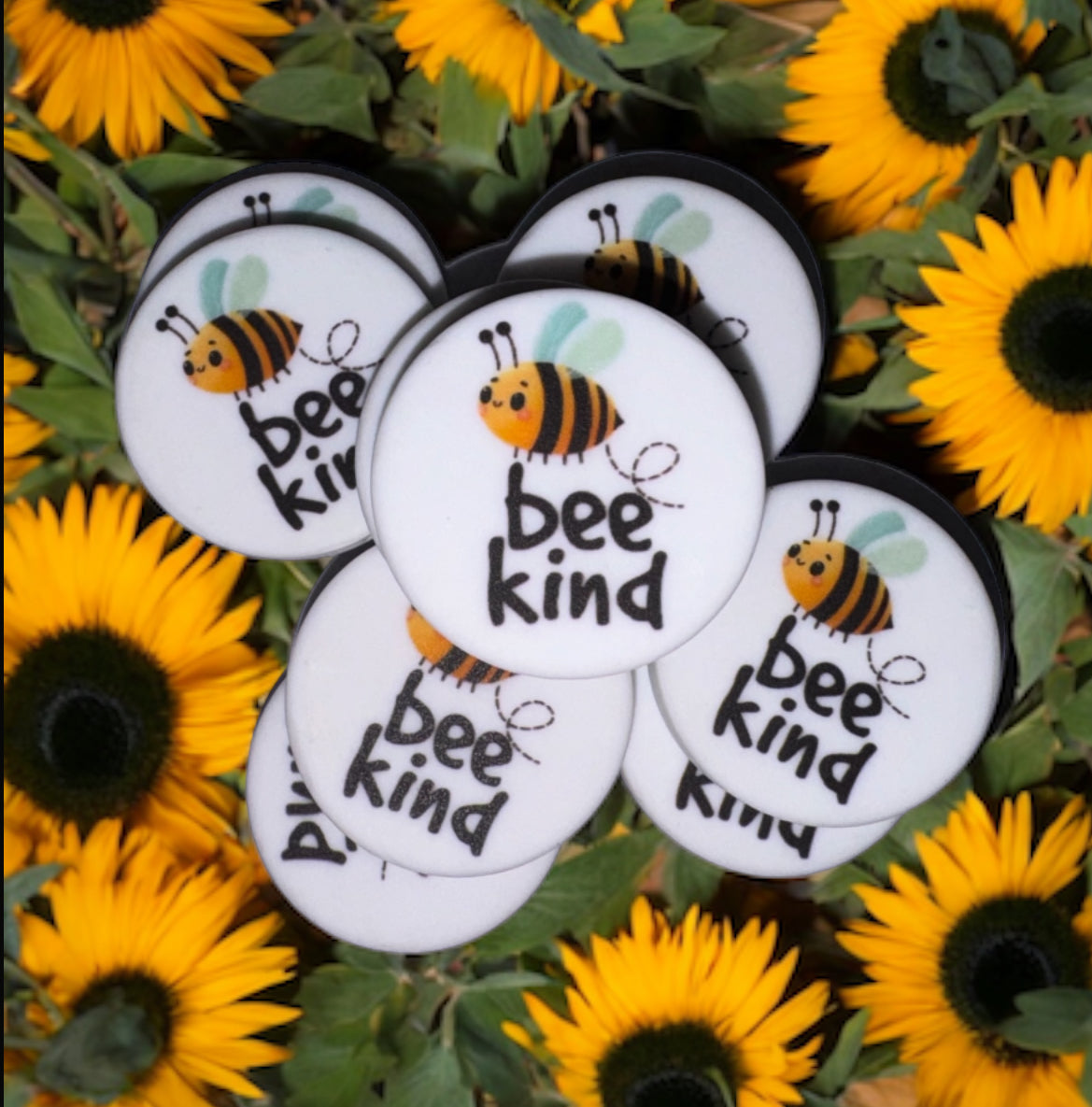 Bee Kind Round Focal