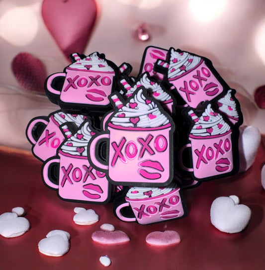 XOXO Hot Chocolate Mug Focal
